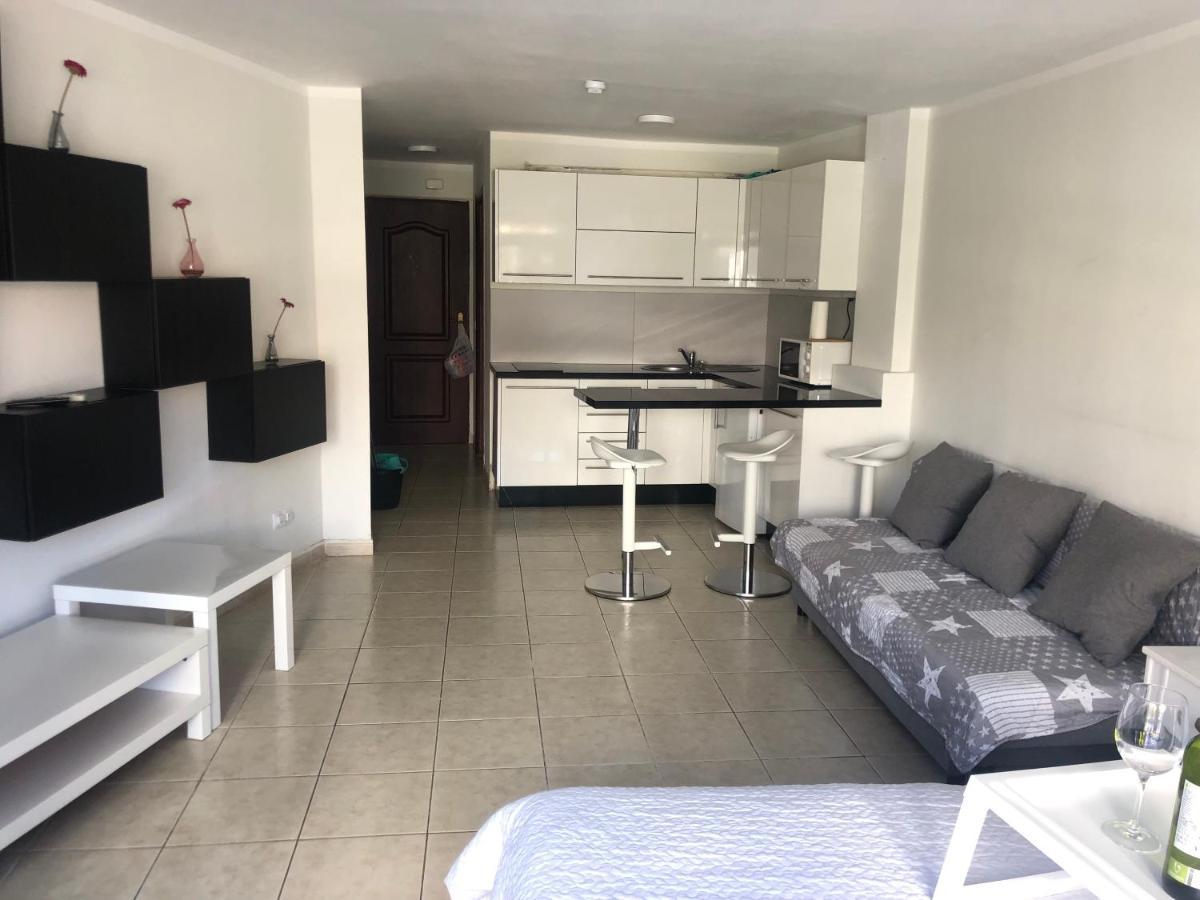 Studio Los Cristianos Beach エクステリア 写真