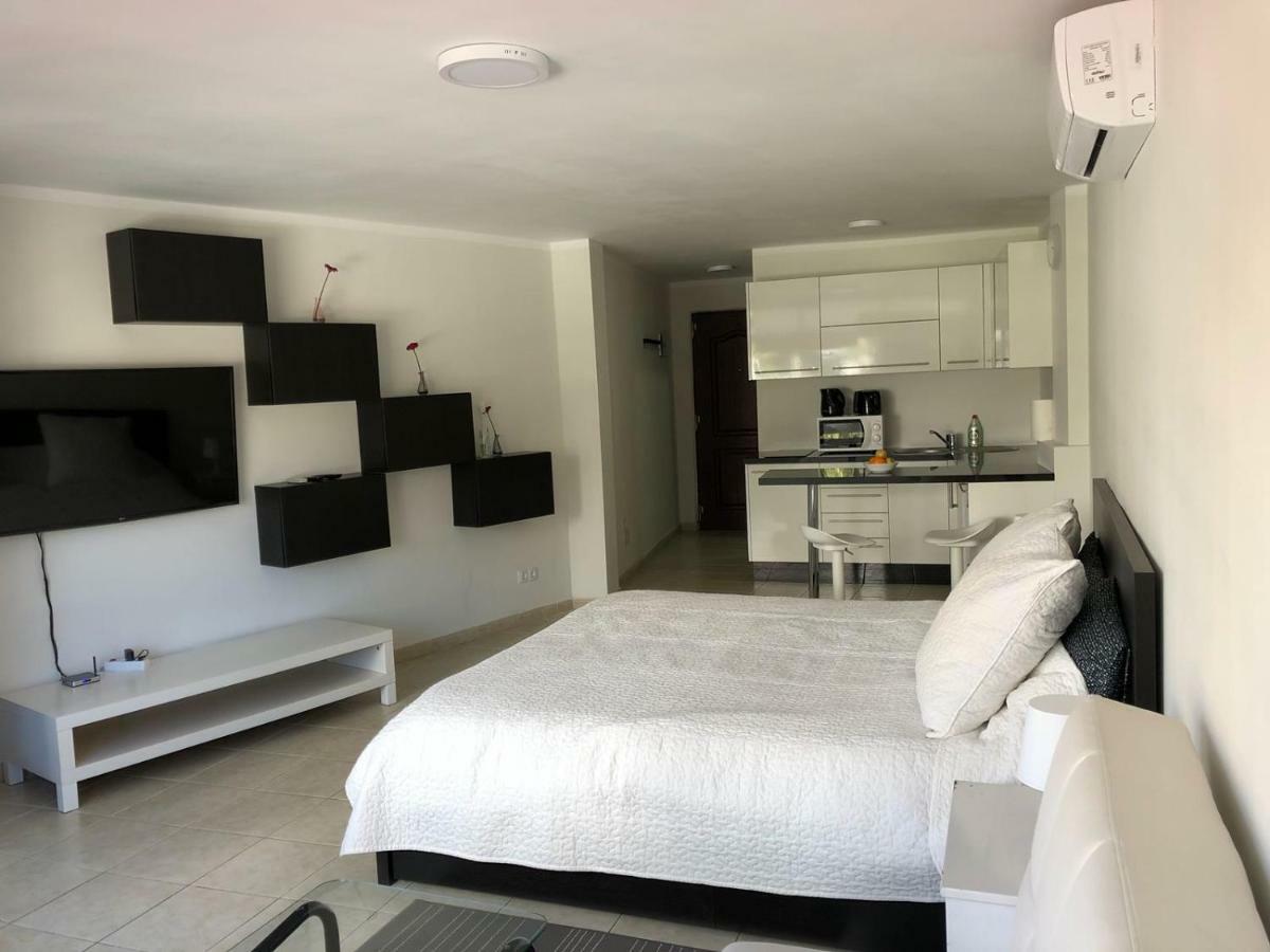 Studio Los Cristianos Beach エクステリア 写真