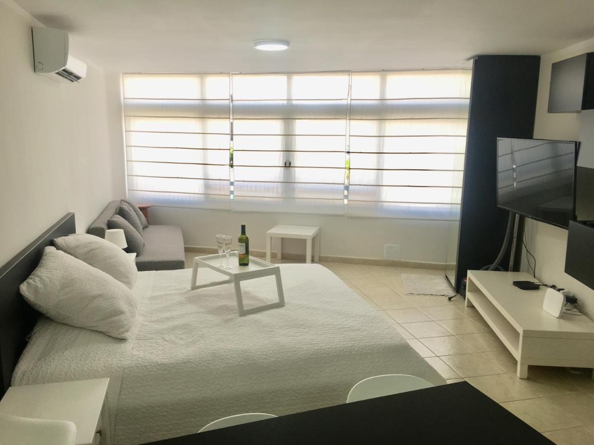 Studio Los Cristianos Beach エクステリア 写真